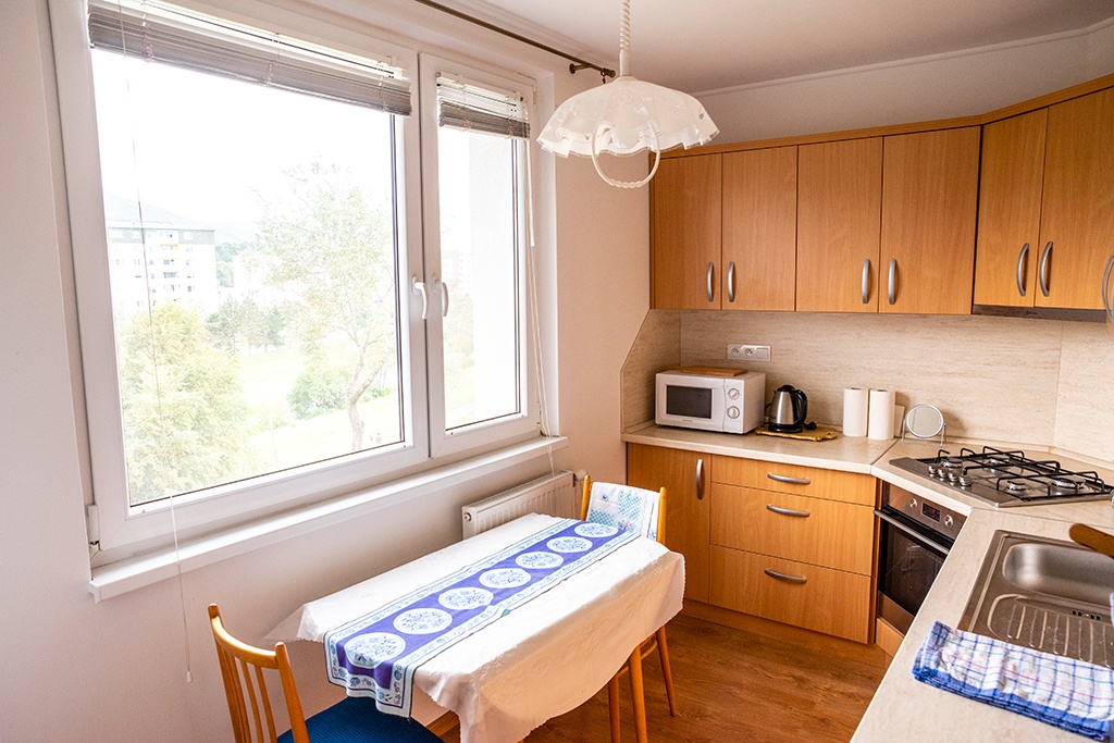 2-IZBOVÝ BYT NA ULICI MLÁDEŽE-ZNÍŽENÁ CENA - 15