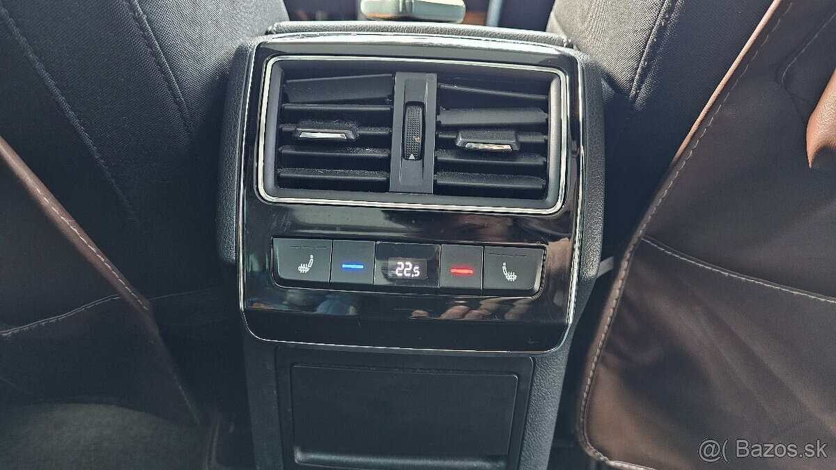 Škoda Superb Combi Scout 2.0 TDI 140kW 4x4 DSG 2020 190000km - 15