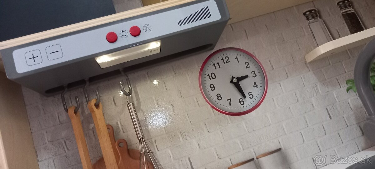 Kuchyna s prislusenstvom - 15