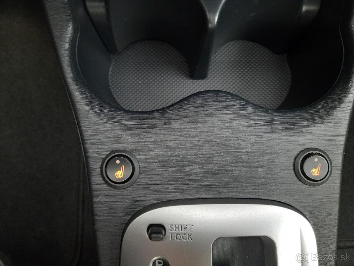 Toyota yaris 1,5 hybrid 11/2013 najeto 35 tis km - 15