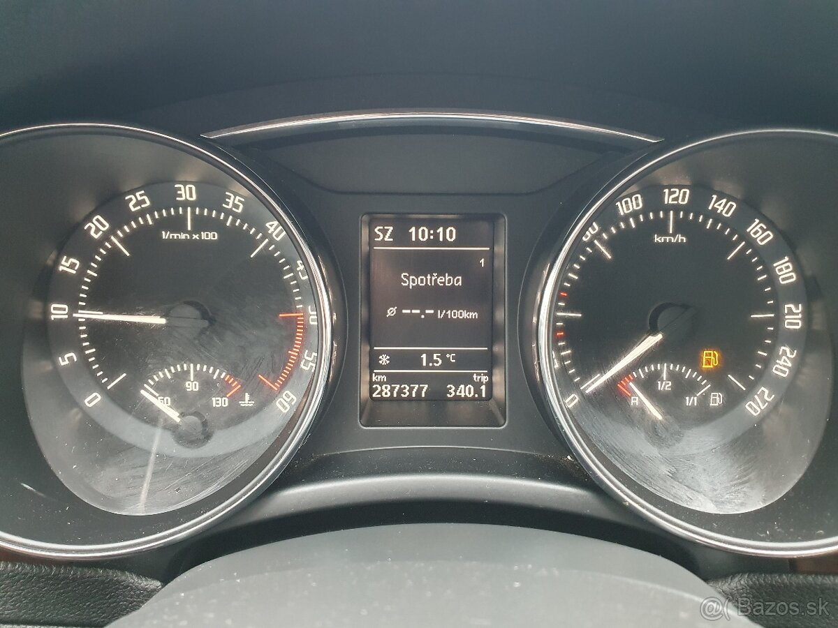 Škoda Superb Combi 1.6 TDI CR DPF Elegance - 15