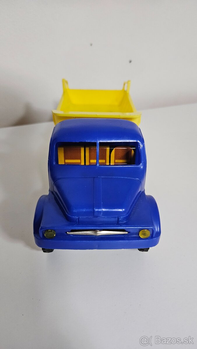 Ites praga stará hračka kdn - 15