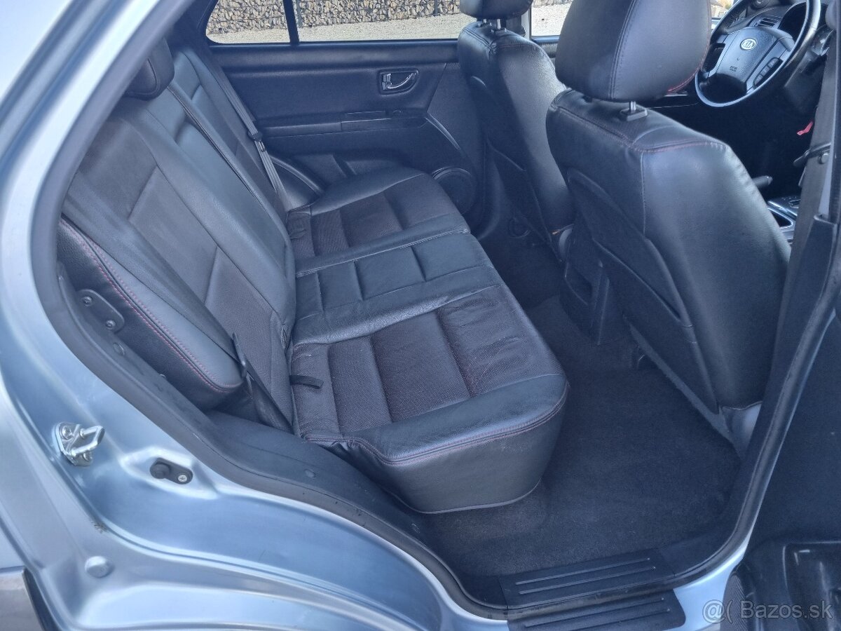 KIA SORENTO 2,5CRDi 4x4 - 15
