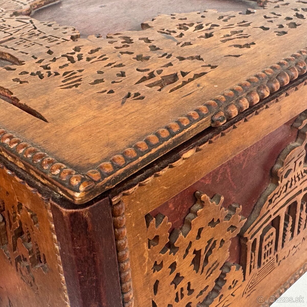 Starožitná velká dřevěná truhla na šití - 15