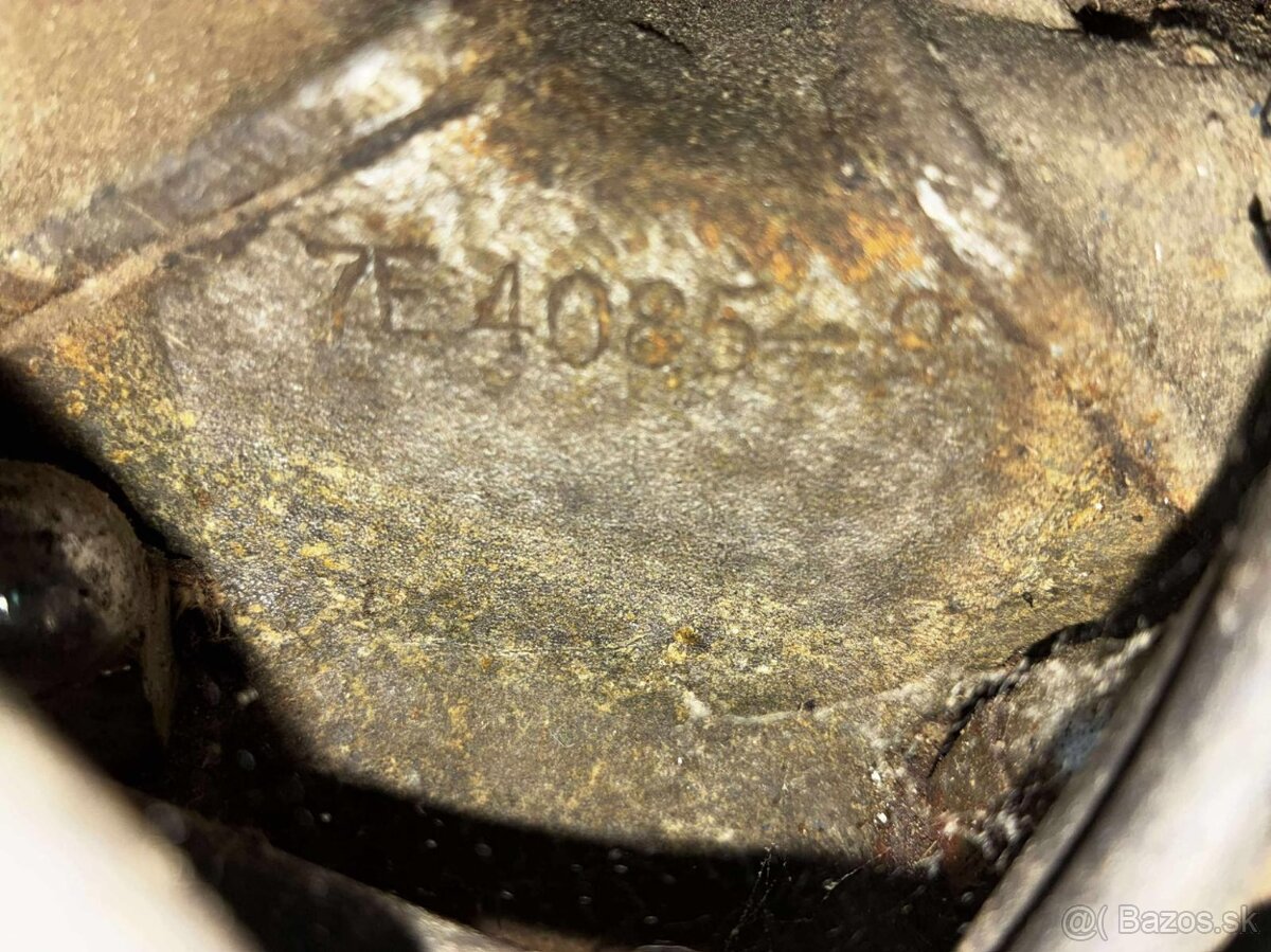 Jaguar E-Type xke 4.2 Coupe Manual - 15