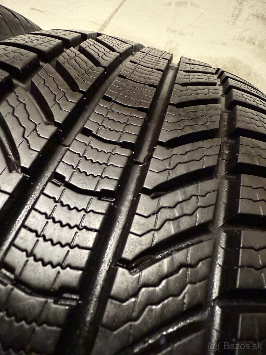 Zimná sada Volvo XC60 - 5x108 R18 , 235/60/18 - 15