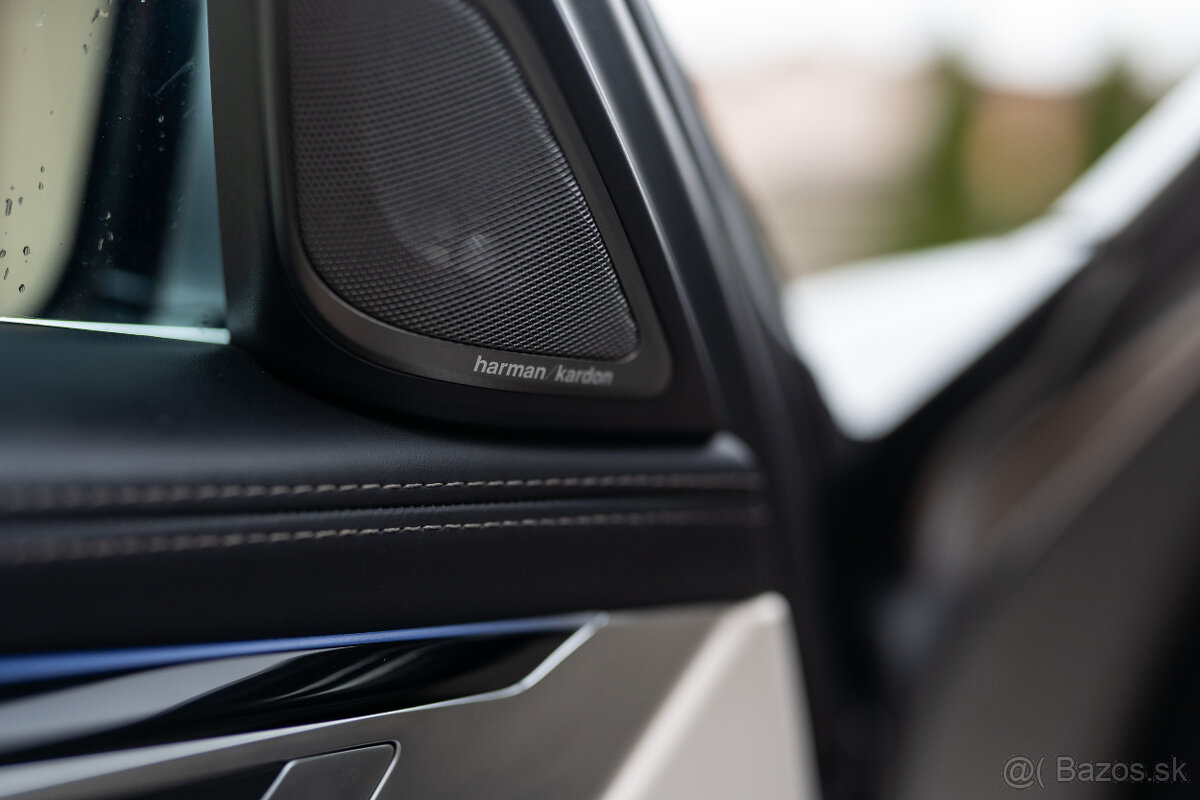 BMW 750d xDrive M-Sport - 15