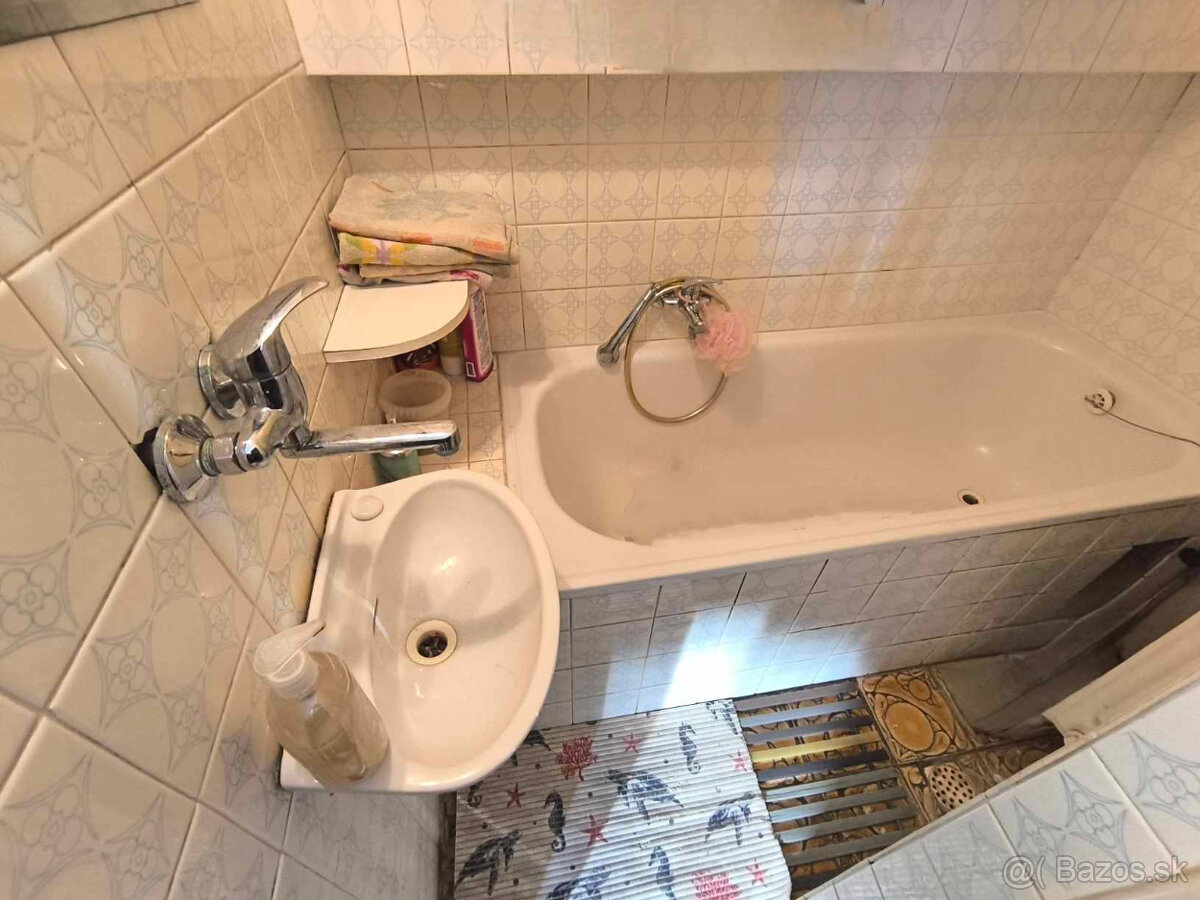 ‼️PONÚKNITE CENU‼️ DOM NA PREDAJ,SKAČANY (2 DOMY ZA CENU)‼️ - 15