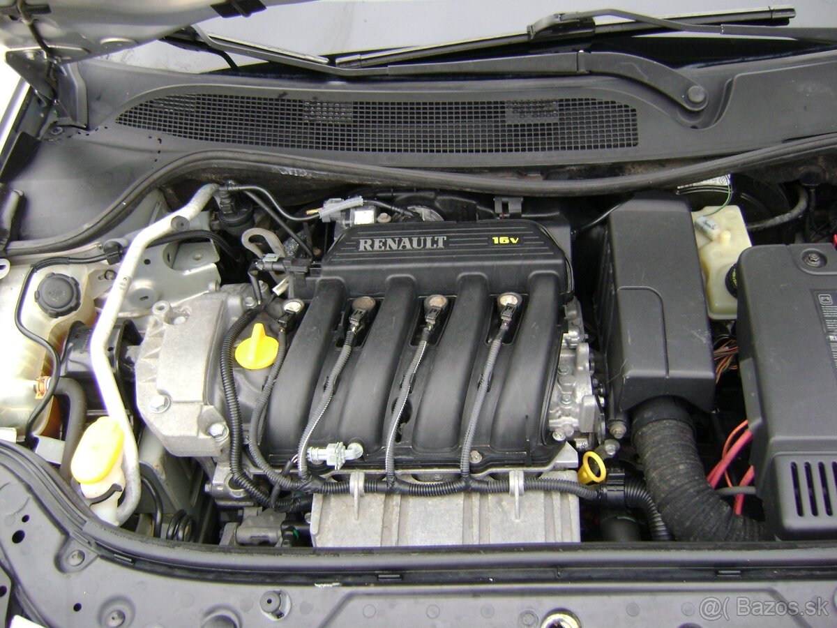 RENAULT MEGANE 1.4 - 15