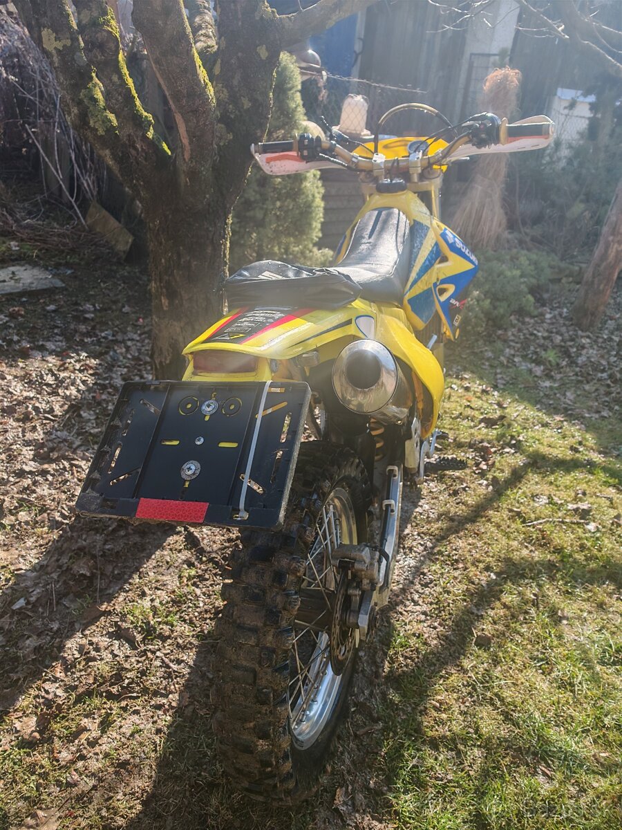 Suzuki DRZ 400 - 15