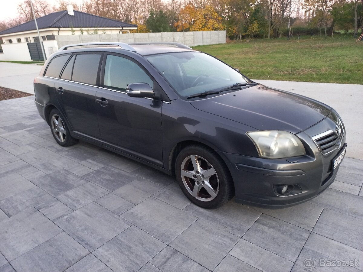 Predam Toyota Avensis combi 2.2 D4D - 15