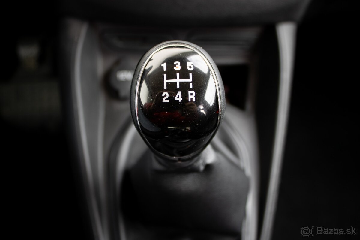 Ford transit courier s novým motorom - 15