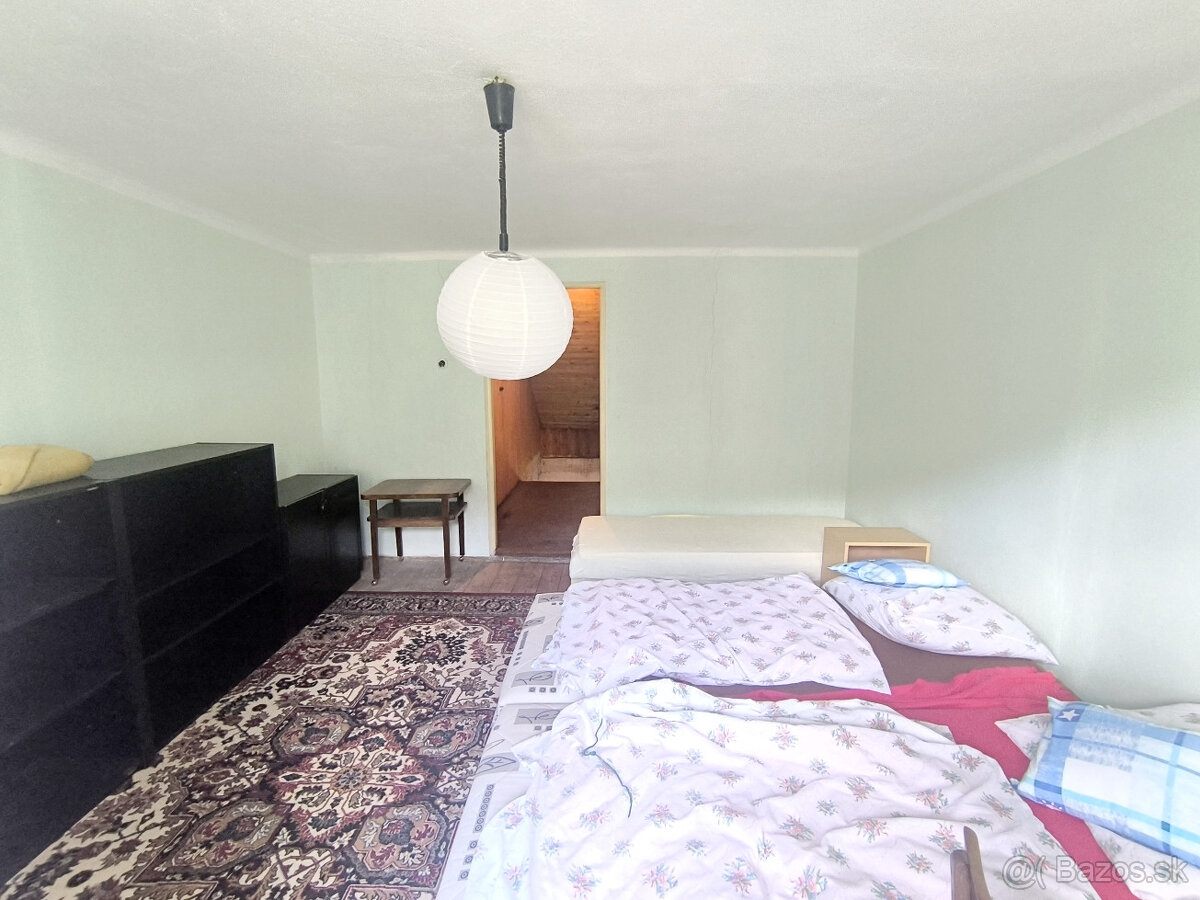 - R E Z E R V O V A N É - DOM CHALUPA V TICHEJ BOČNEJ ULICI - 15