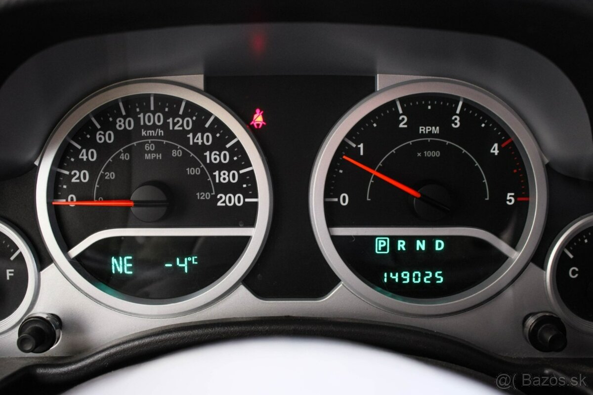 Jeep Wrangler 2.8 CRD Sport A/T - 15