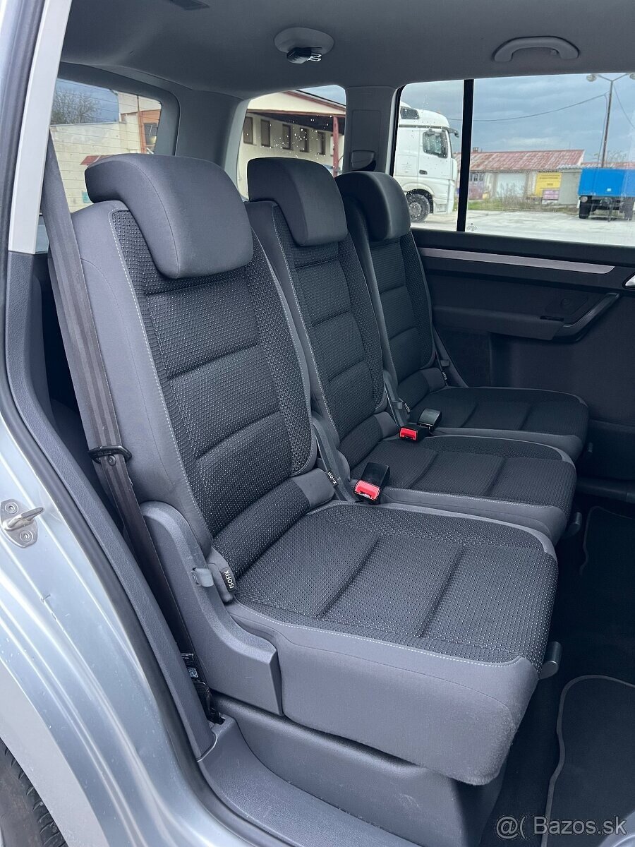 PREDAM VOLKSWAGEN TOURAN 2.0TDi 103kW dovoz DE - 15