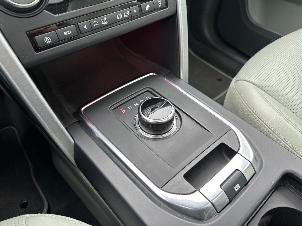 Land Rover Discovery Sport - 15