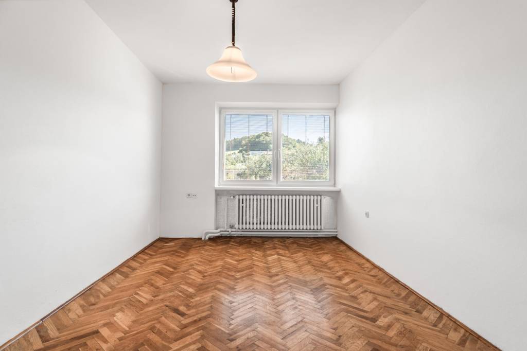 BabonyTRE I Na predaj dvojposchodový 5i rodinný dom pri Žil - 15