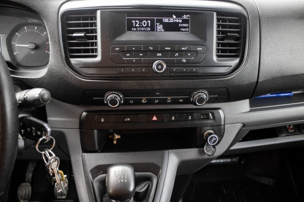 Toyota Proace 110kW (2019) - 15