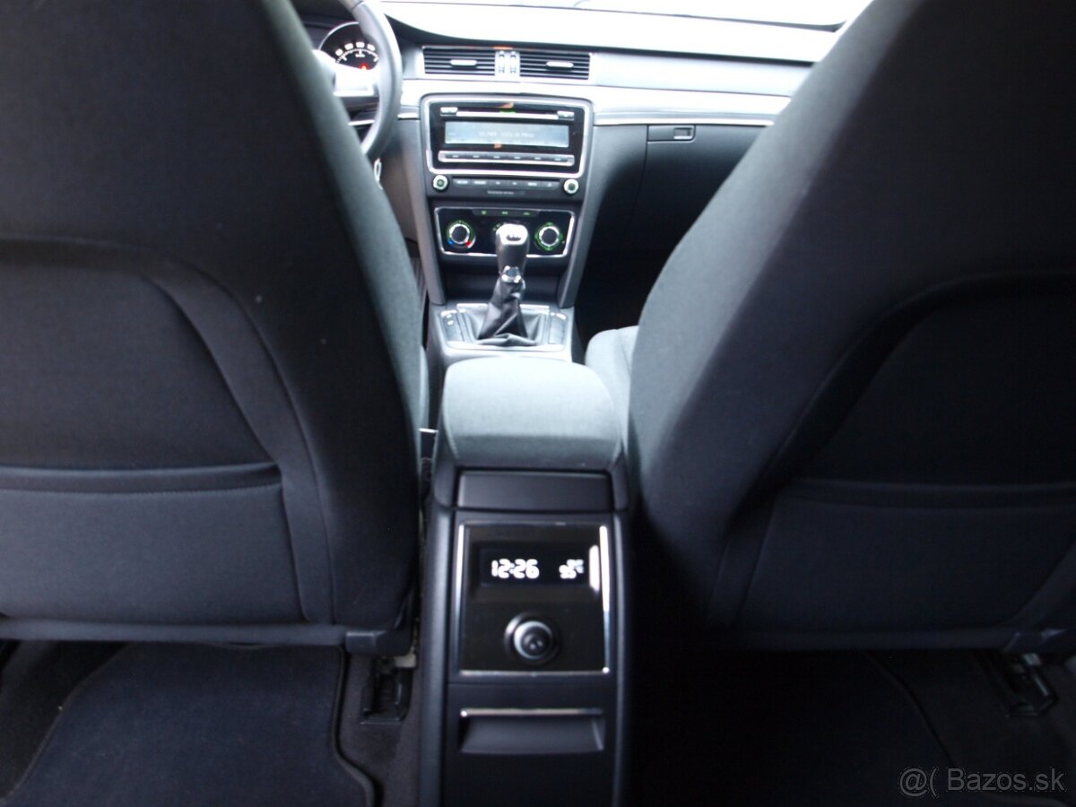 Škoda Superb Combi 1.4 TSI Elegance - 15