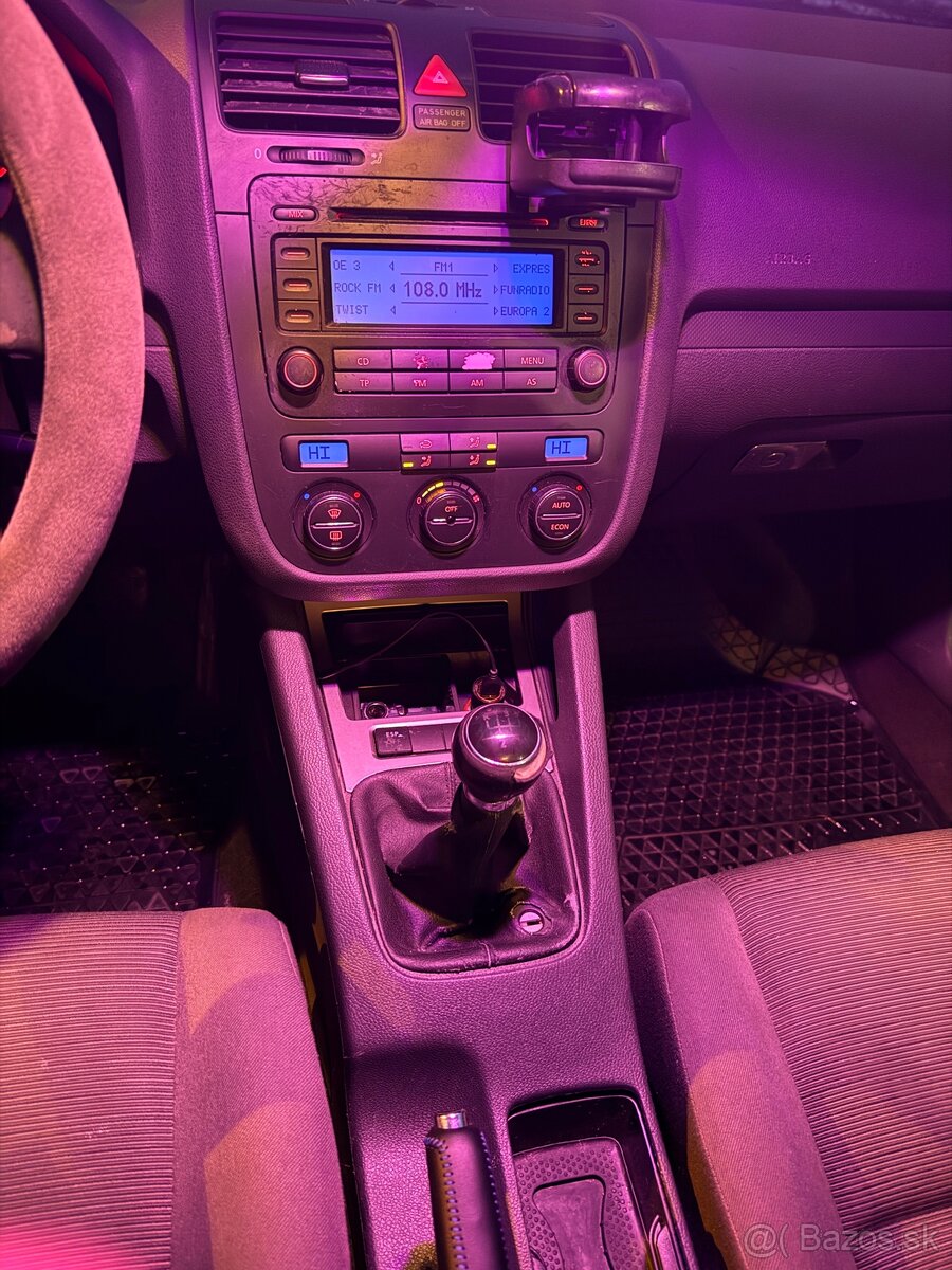 GOLF 5 1.4FSI 2004 TOP STAV - 15