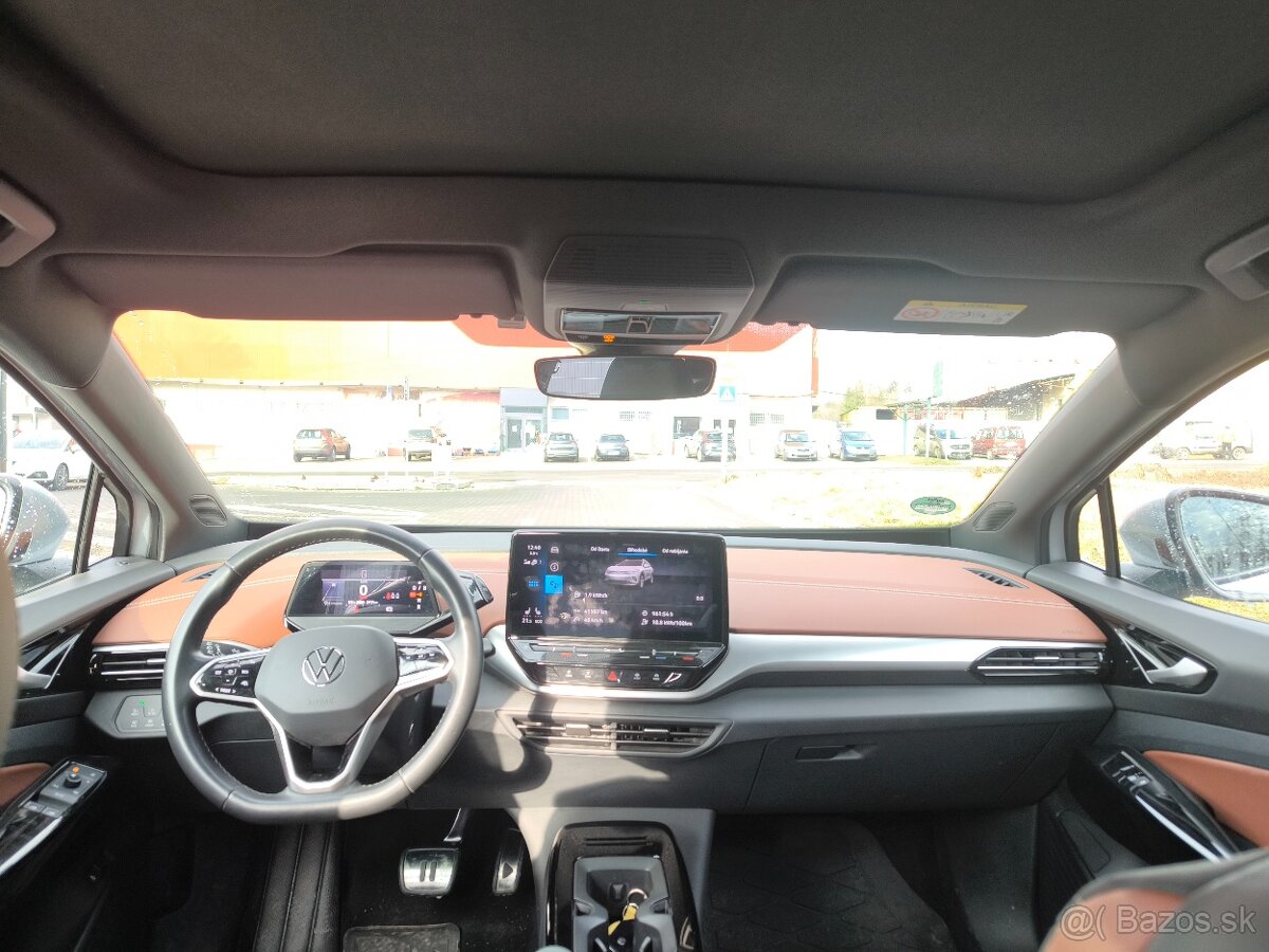 VW ID.4 150KW / ŤAŽNÉ / TEPELKO / PANO / MATRIX / 360 KAMERA - 15