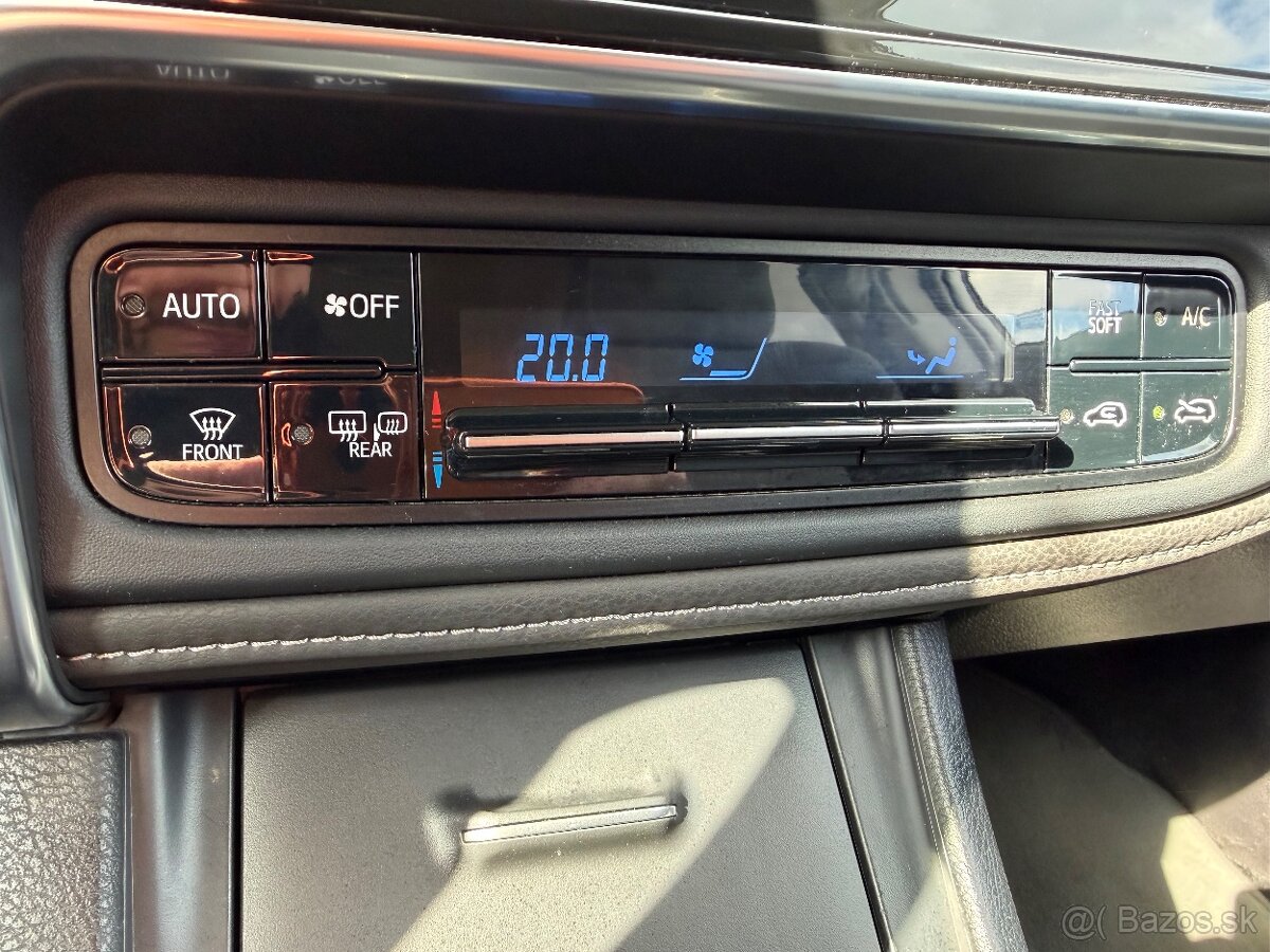 Toyota Auris 1.6 benzín 97kW Active Trend Plus - 15