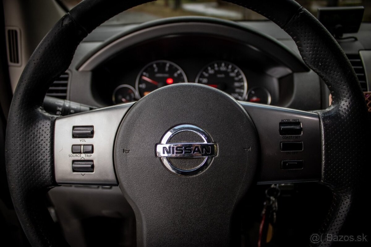 Nissan Pathfinder 2.5 dCi – 128 kW - 15
