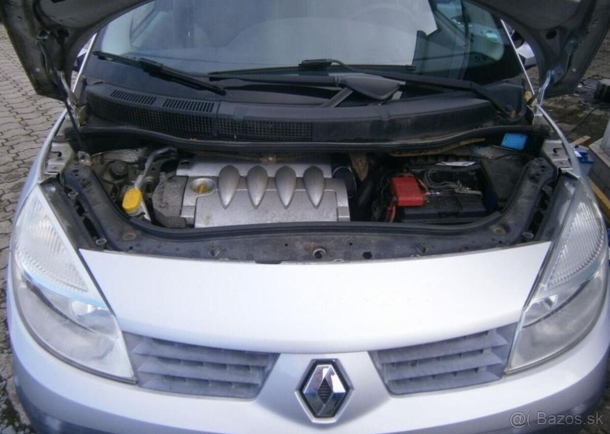 Renault Scénic 1.6i serviska benzín manuál 83 kw - 15