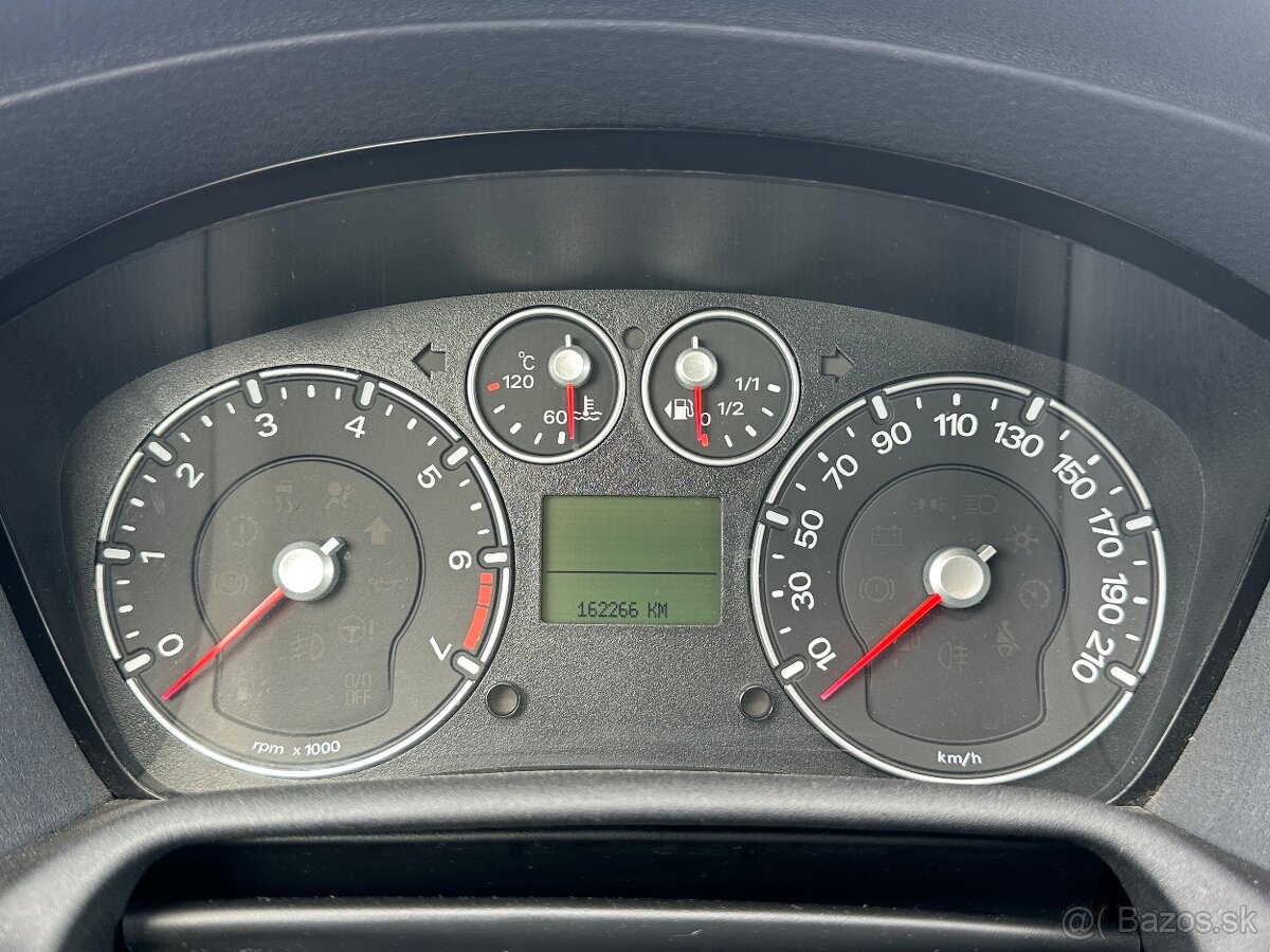 Predám Ford Fusion 1.4 59kw Benzín - 15
