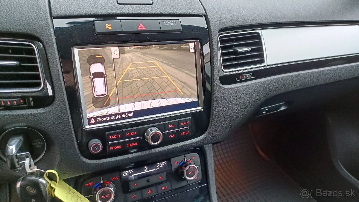 VPLKSWAGEN TOUAREG 7P BLUEMOTION 3.0 TDI V6 150 kW - 15