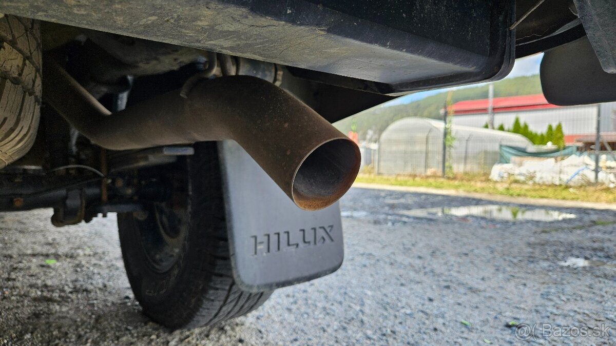 Toyota Hilux DC 2.8 I D-4D Active PLUS 4x4 A/T - 15