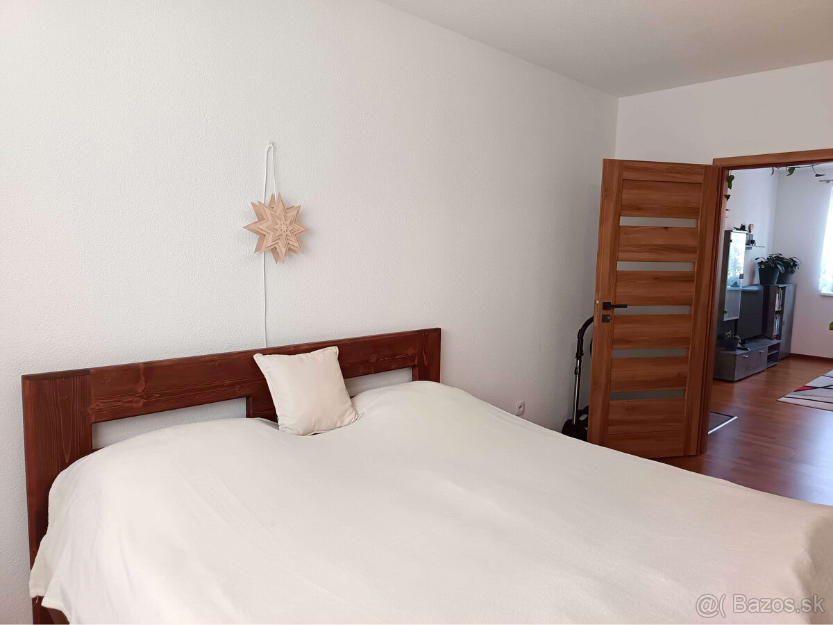 Predaj 2 izbového zrekonštruovaného zariadeného tehlového by - 15