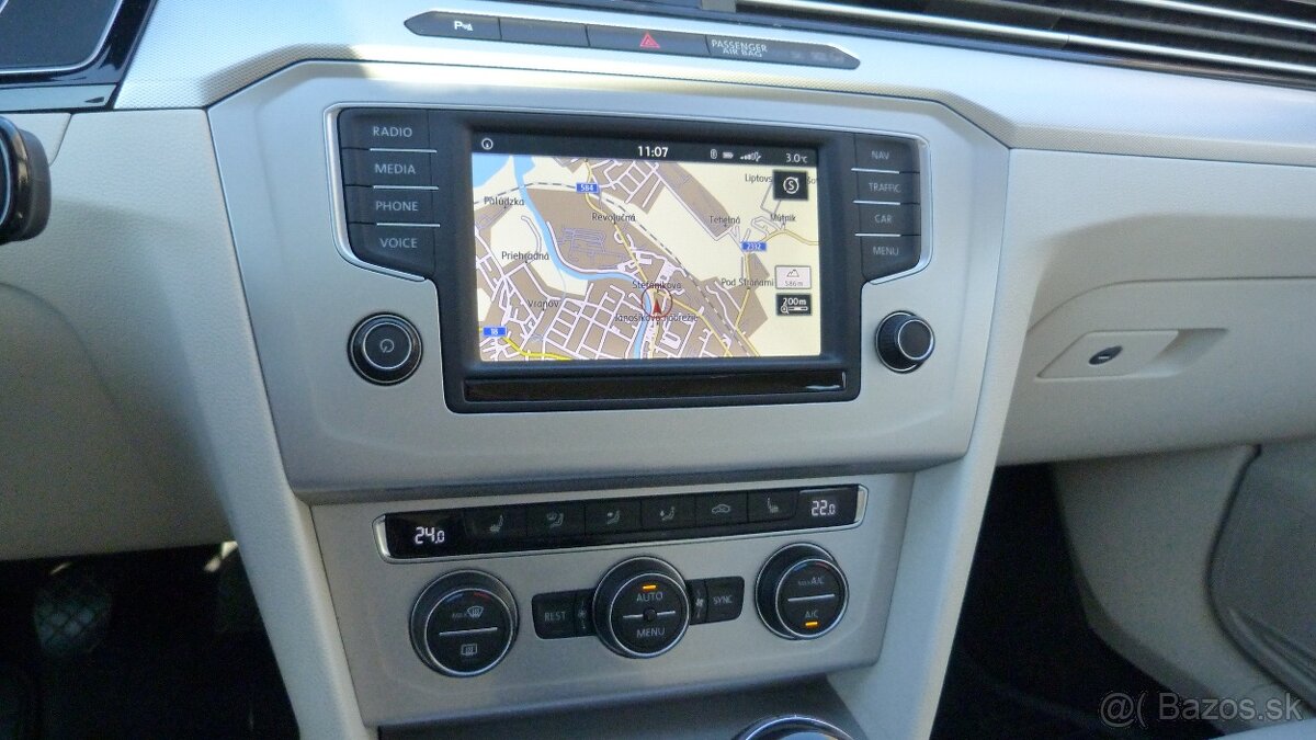 Volkswagen Passat 2.0 TDI BMT Comfortline - 15