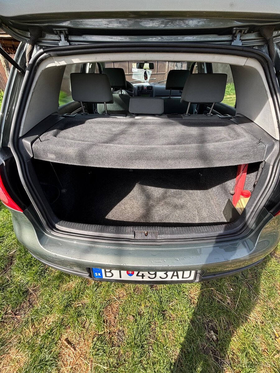 Volkswagen Golf - 15