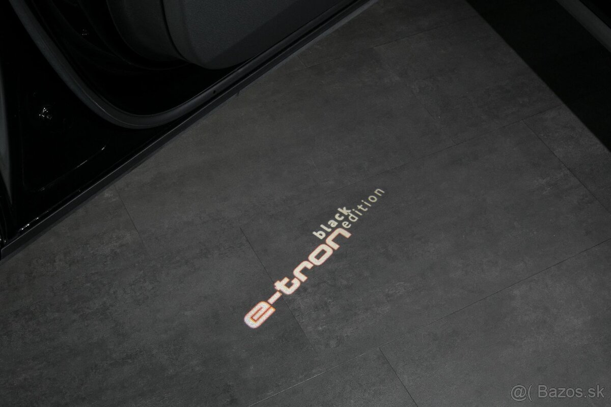 Audi e-tron 55 300kW S-Line Sportback Matrix Black Edition - 15