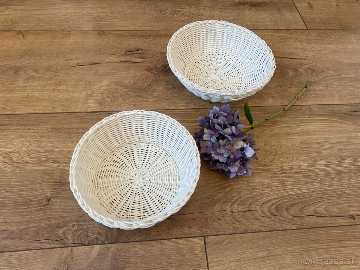 Plastový košík na pečivo - 15