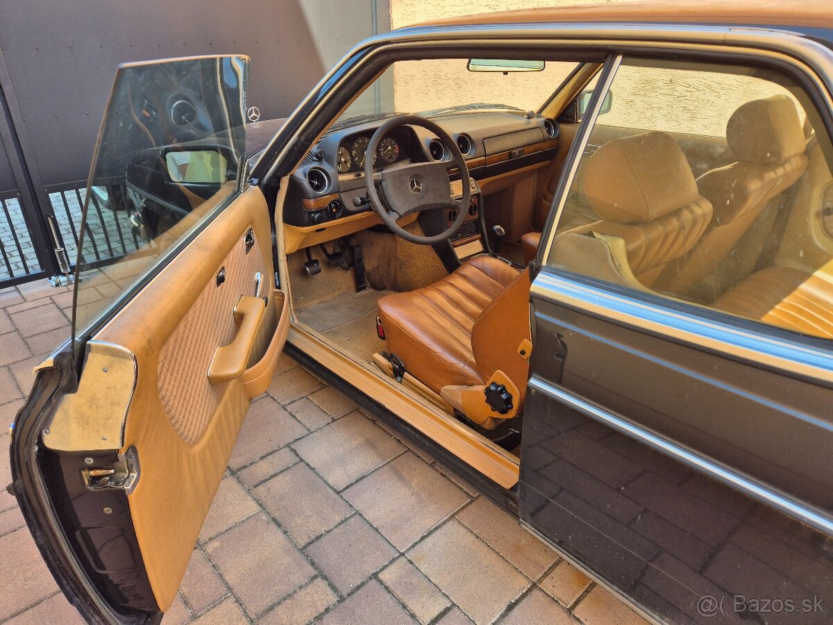 Mercedes-Benz W123 230C - 15