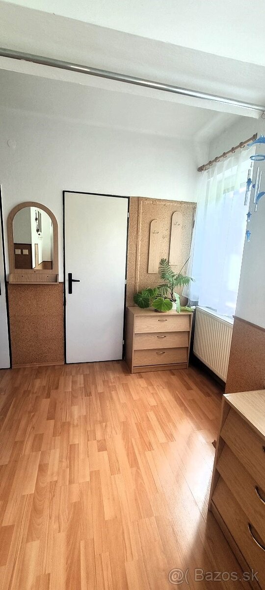 Rodinný dom s veľkým pozemkom na predaj v obci Malinovo - 15