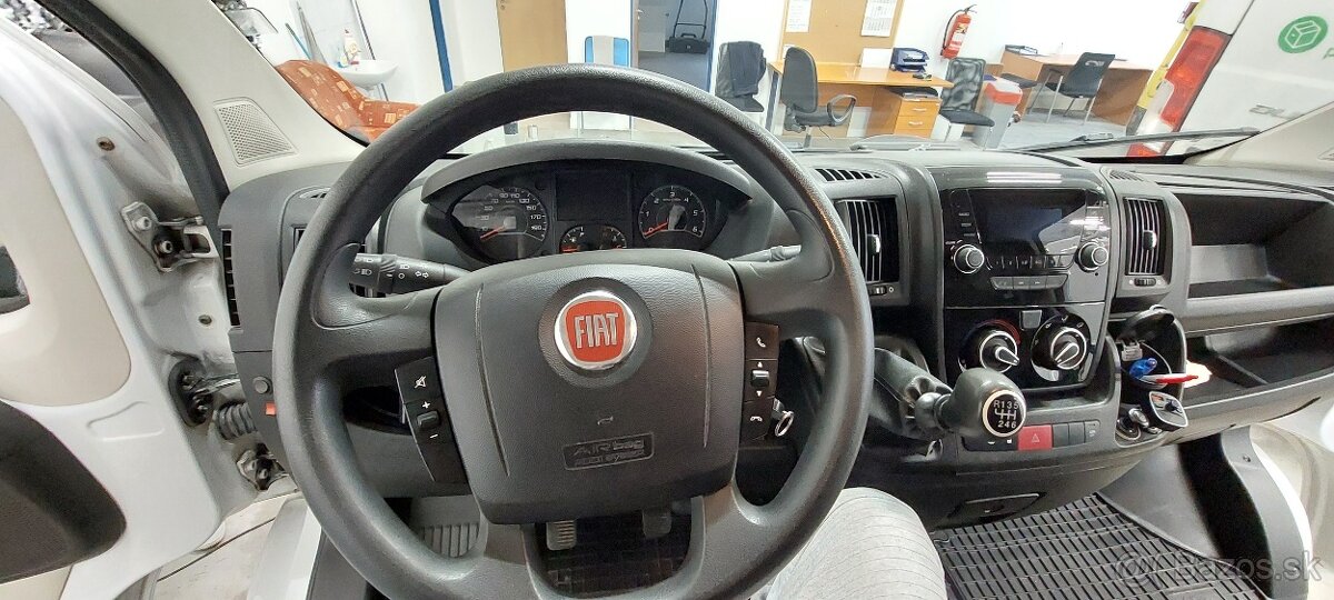 Fiat Ducato izoterma 2.3 110KW - 15