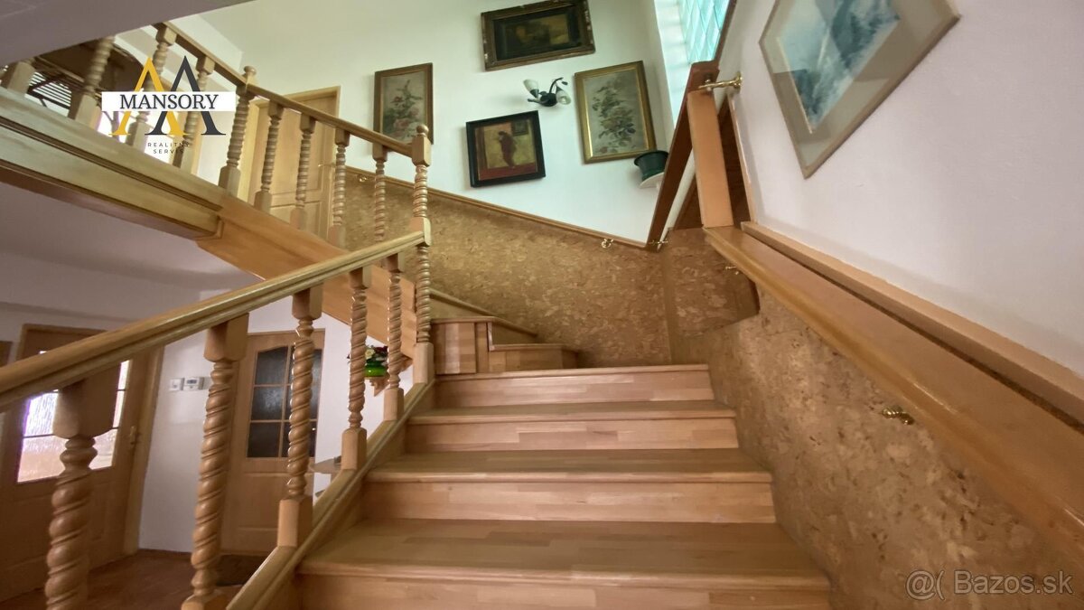 NA PREDAJ, Rodinný dom so zimnou záhradou v Lučenci blízko p - 15