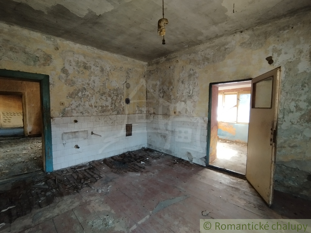 Pozemok so starším domom v obci Horná Štubňa - 15