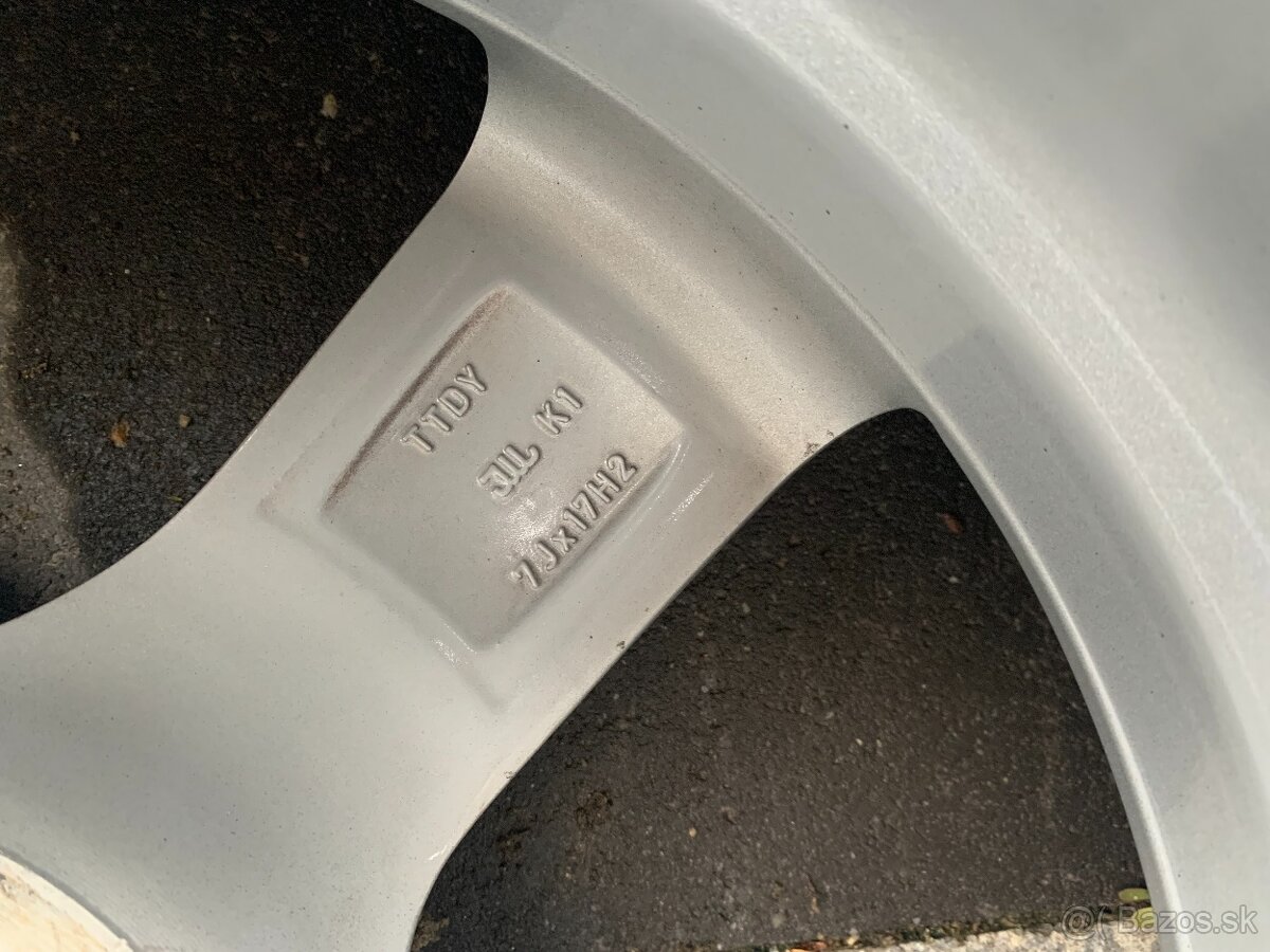 DEZENT elektróny 4x100 R17 + 205/55 R17 zimné pneu Laufen - 15