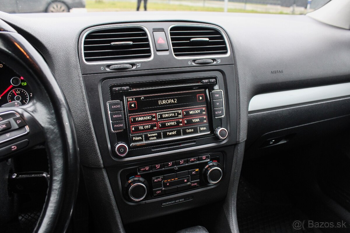 Volkswagen Golf Variant 1.9 TDI DPF Trendline DSG7 - 15