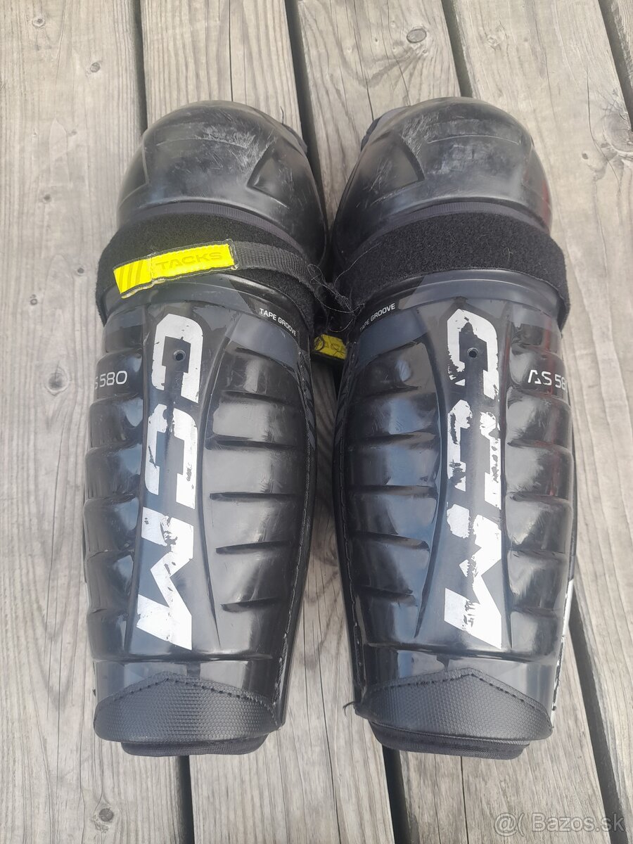 Hokejova vystroj - 15