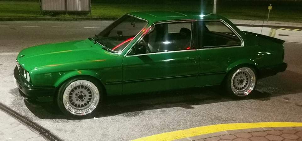 Predám Custom disky 4x100 alebo 5x120 r17 - 15