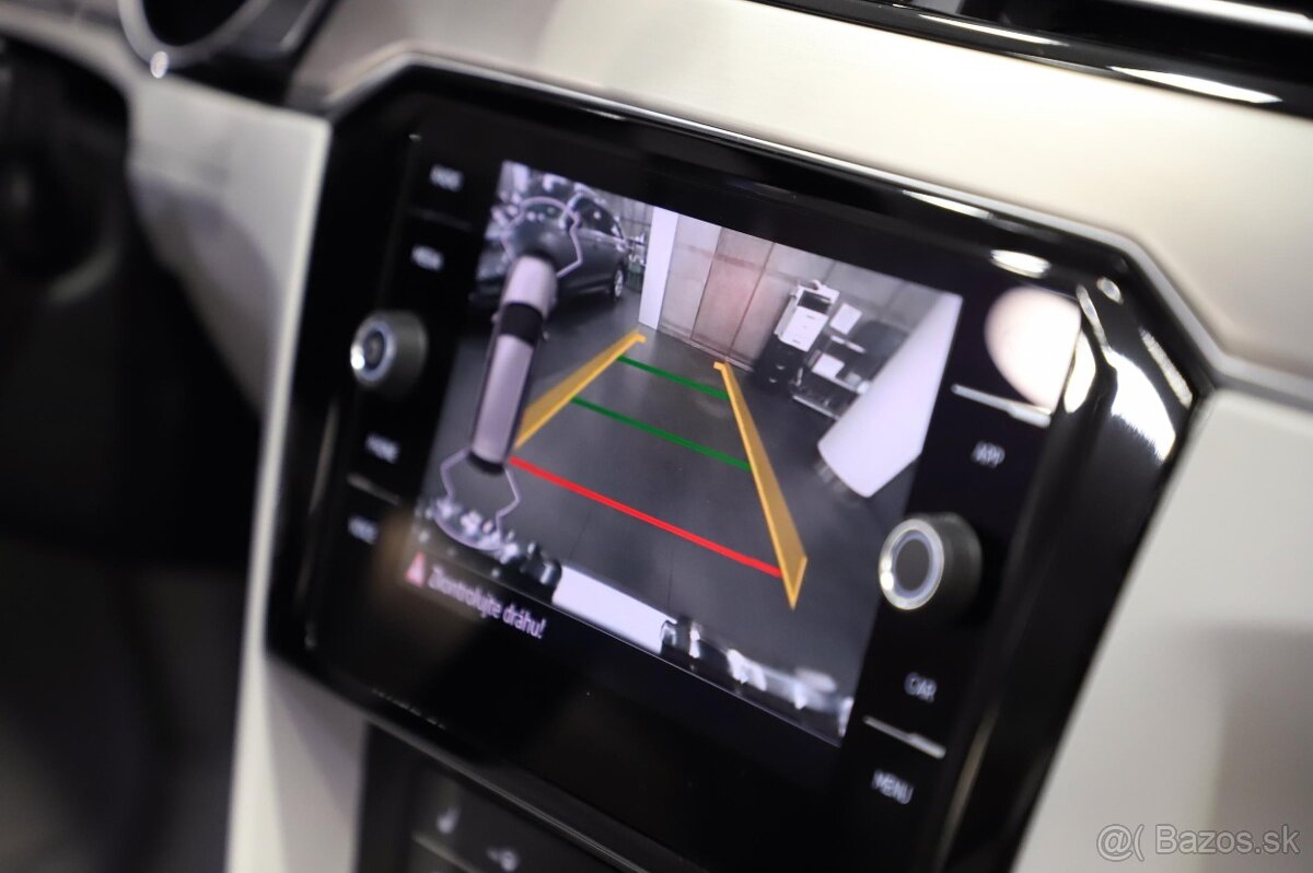 Volkswagen Passat B8 Variant 2.0 TDI 110kW DSG automat - 15