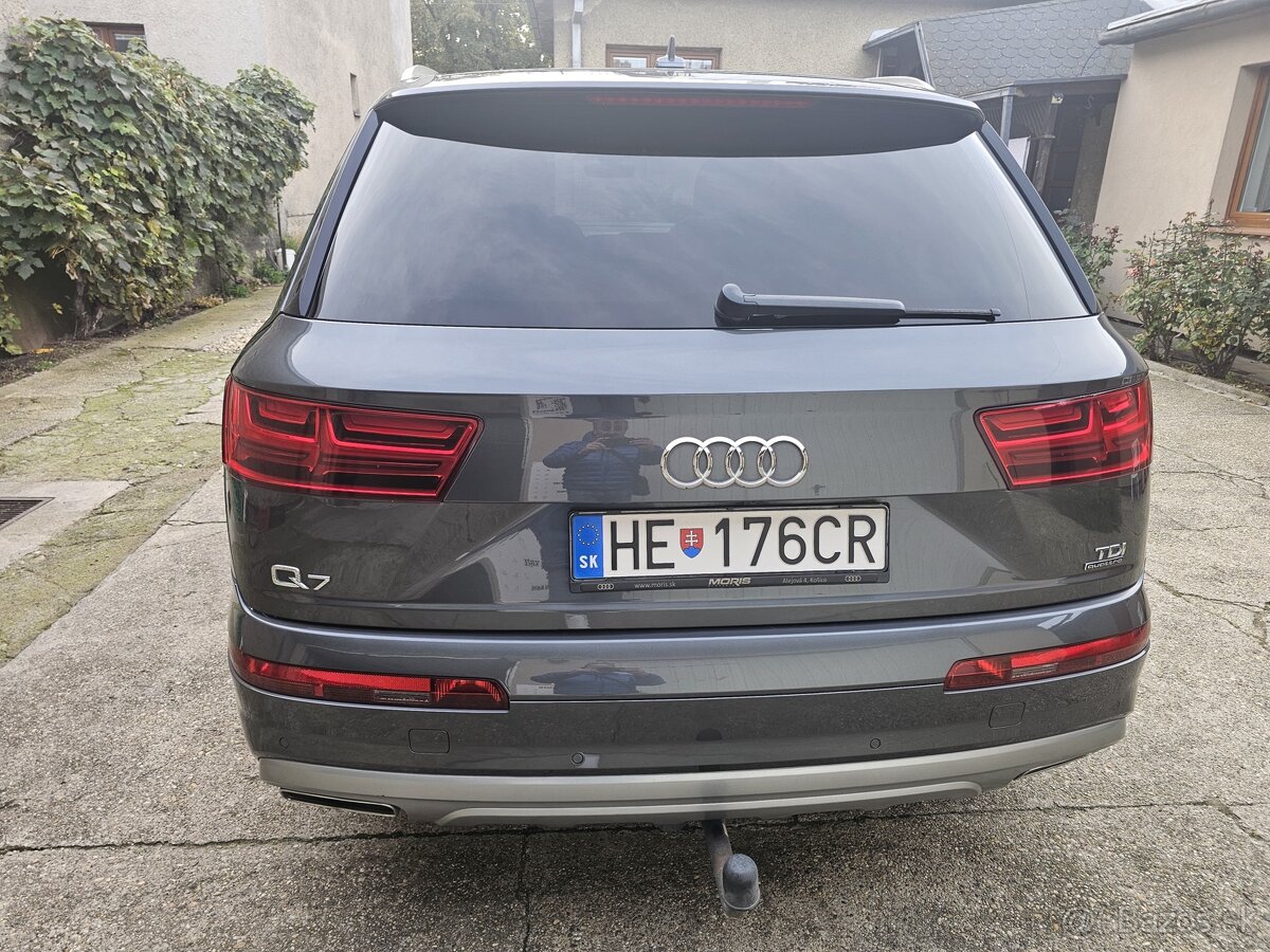Audi Q7 - 15