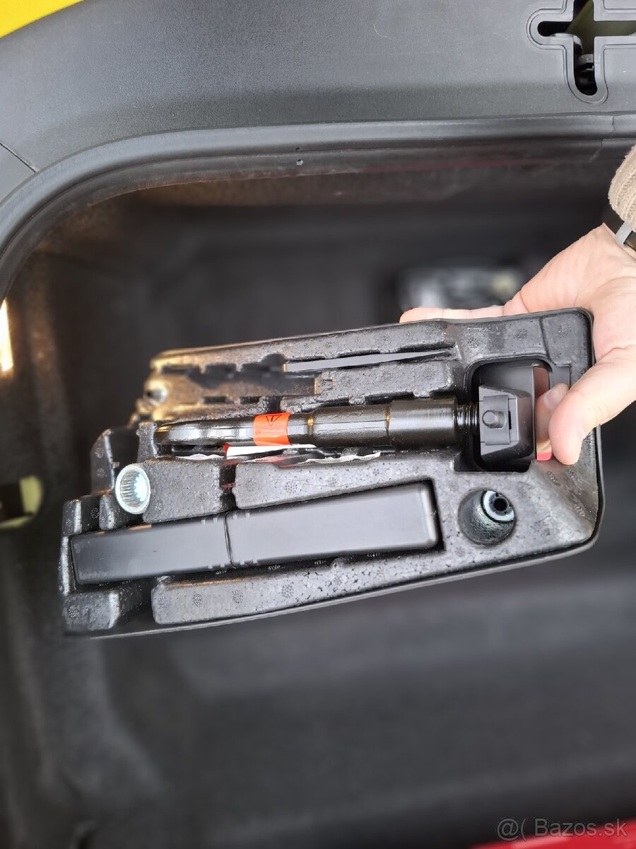 Porsche 718 Cayman / PDK / 2021/ R20 Carrera / Bose - 15