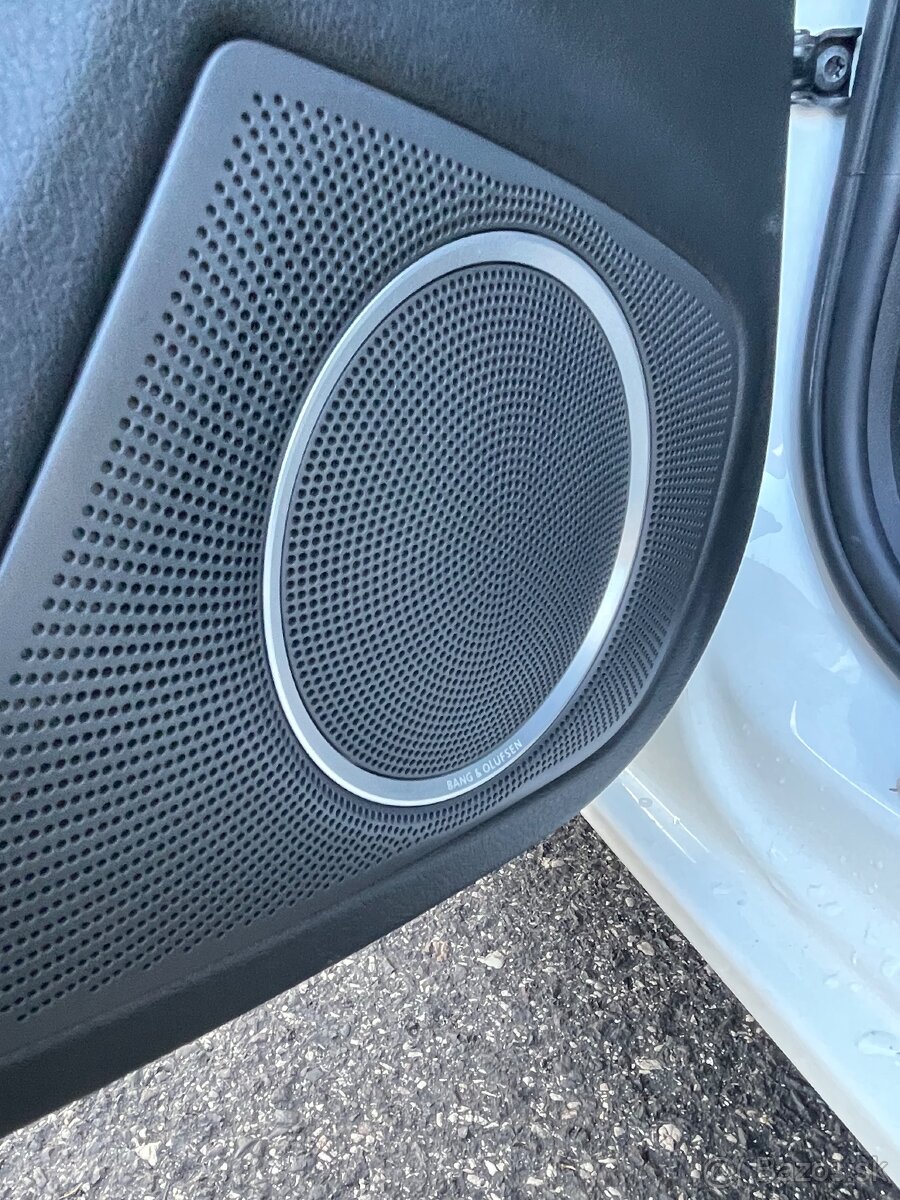 Audi A4 b8 2.0 TDi 105 KW S-line - 15