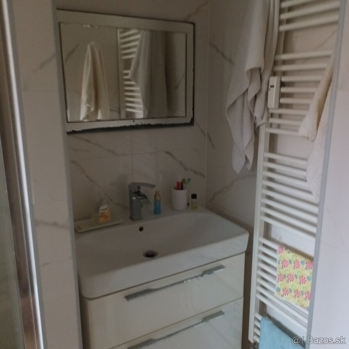 Ponúkam na prenájom priestranný 2-izbový byt Stefanikova Tri - 15